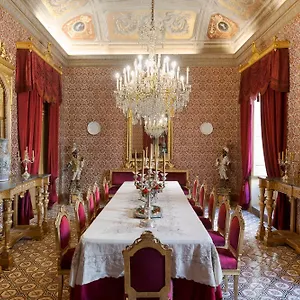 Palazzo Arone Dei Baroni Di Valentino Guest house