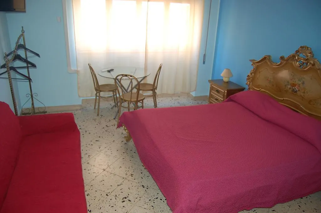 Antadia B&B Palermo 3*,  Włochy
