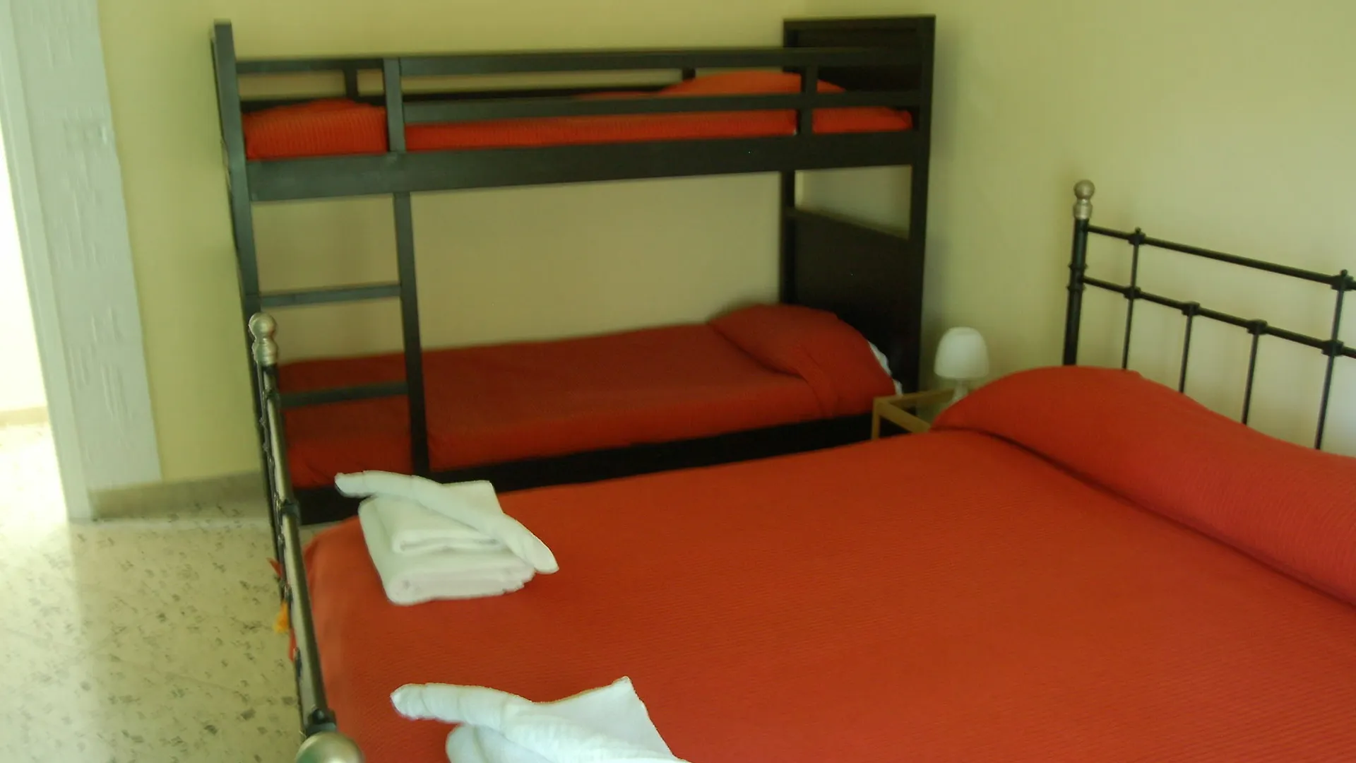 Antadia B&B Palermo 3*,